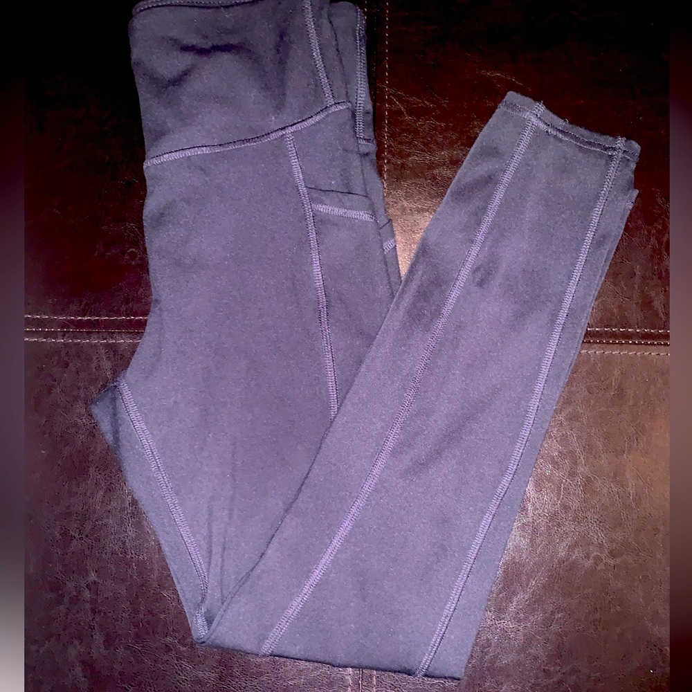 🔴BALANCE COLLECTION 🔴BLACK ATHLETIC LEGGINGS W/SIDE POCKET.GREAT CONDITION! - Picture 3 of 7